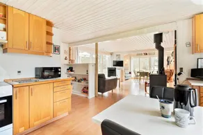 Fully equipped house with terrace & BBQ | Pets allowed - Image 2