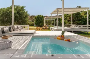 Charmant appart'hôtel avec terrasse, internet haut débit et jacuzzi | Vue jardin | Avec animaux autorisés - Image 2