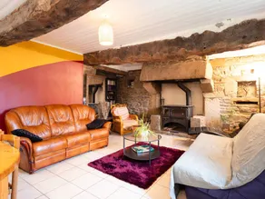 House with barbeque, fast internet & garden | Garden view | Suitable for remote work - Image 2