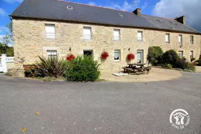 Charming gite with garden & terrace | Dogs allowed - Image 2