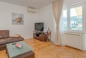 Fully equipped charming holiday apartment with terrace & barbecue | Sea view | Next to the beach - Image 3