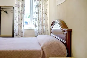 Private room with garden | Garden view - Image 2
