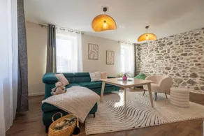 Beautiful Family Cottage with Large Terrace, Master Suite – Beds Made & Cleaning Included - Image 2
