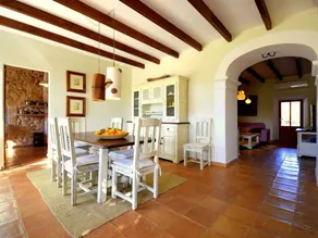 Children-friendly holiday apartment with barbecue, terrace & pool | Mountain view - Image 2