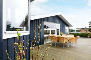Fully equipped nice holiday home with terrace & barbeque | Close to the beach | Dogs allowed - Image 2