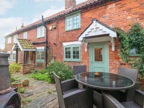 Child-friendly cottage with garden | Dogs allowed - Image 2