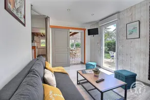 Gite with garden & terrace - Image 4