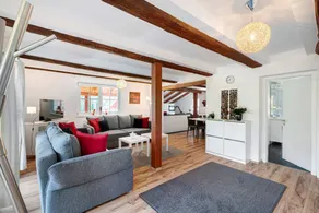 Grande casa totalmente attrezzata con terrazza | Vista sulla città - Image 3