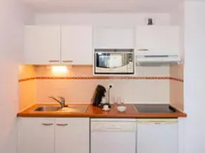 Appartement avec piscine - Image 5