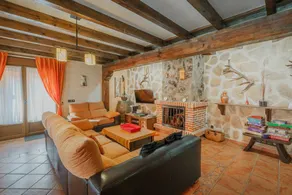 Child-friendly lovely holiday home with private pool, terrace & hot tub | Mountain view | Pets are welcome - Image 4