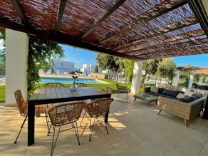 Beautiful Villa with Sea Views, Great Location and Air Conditioning - Image 3