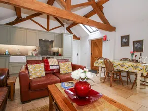 Cottage with garden - Image 5