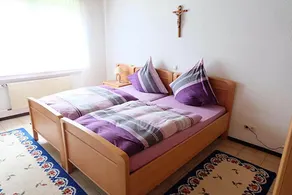 Holiday apartment with terrace, barbecue & garden - Image 2