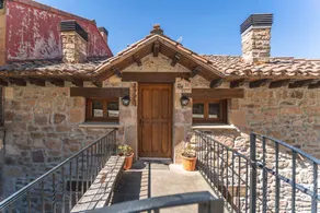 Chalet 'Casa Rural Las Hoyas Ll' mit Blick auf die Berge - Image 2
