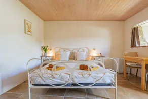 Child-friendly nice bed & breakfast with garden, jacuzzi & pool | Mountain view | Dogs allowed - Image 2