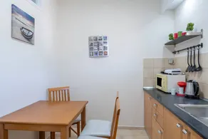 Apartment 'Two Bedroom 3' with Wi-Fi and Air Conditioning - Image 2