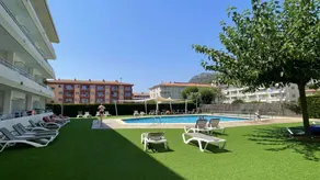 Nice apartment with pool, garden & terrace | Close to the beach | Pets allowed - Image 2