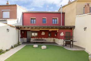 Ferienhaus mit Terrasse, privatem Pool und Grill - Image 2