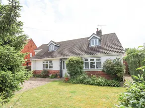 Fully equipped cottage with garden | Pets are welcome - Image 2