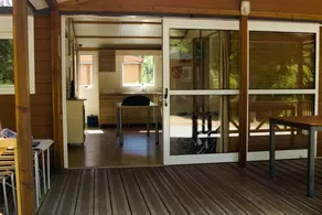 Chalet mit Garten, Terrasse und Pool - Image 3