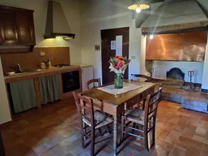 Castello di Saltemnano: Selva - Image 2