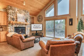 Luxury Sunriver Vacation Rental, Hot Tub, A/C, SHARC - Image 5