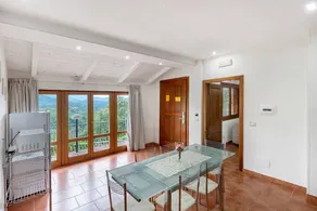 Villa with hot tub, garden & pool | Mountain view | Perfect for remote work - Image 3