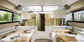 Boat with terrace - Image 4