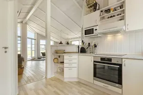 Maison avec barbecue, terrasse et jardin - Image 3
