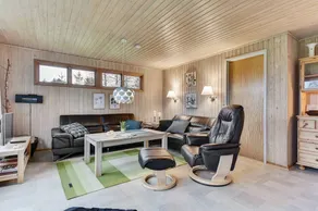 Fully equipped charming holiday home with garden & terrace | Pets allowed - Image 5