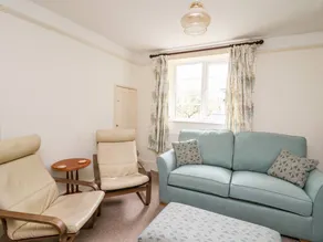 Cottage with garden - Image 5