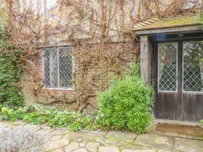 Child-friendly cottage with pool, garden & terrace | Pets allowed - Image 5