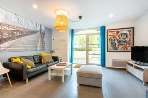 Cottage with barbeque, terrace & garden | Garden view - Image 2