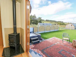 Landhaus mit Whirlpool und Garten - Image 4