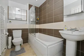 Casa con 5 camere da letto per 9 persone - Image 2