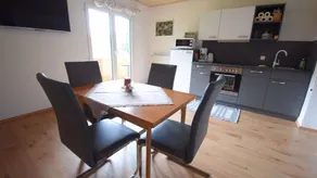 Holiday apartment with terrace - Image 2