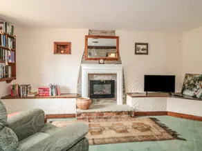 Cottage with garden - Image 3