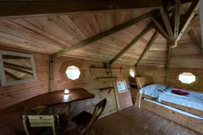 Cozy Tree House Rental in Secluded Setting near Valence, France - Image 4