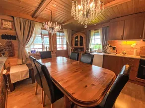 Strand with 3 bedrooms and 1 bathrooms - Image 4