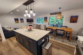 4 bedroom Hideaway Valley condo - swimming pool, tennis, playground - Image 3