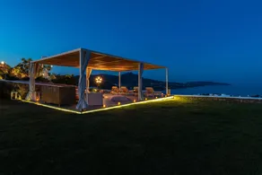 Villa with pool, barbeque & garden | Mountain view - Image 3