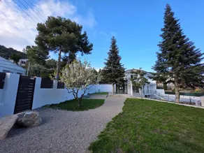 Children-friendly chalet with garden, terrace & hot tub | Mountain view - Image 4