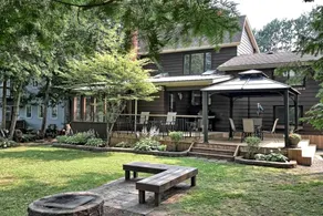 Scenic Burnt River Cottage with River Views and Outdoor Gazebo, Near Fenelon Falls and Bobcaygeon, Ontario - Image 3