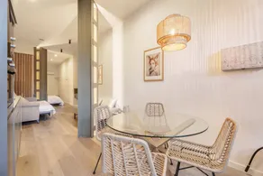 Appartement entièrement équipé avec terrasse et internet haut débit | Vue ville | Idéal pour le télétravail - Image 5