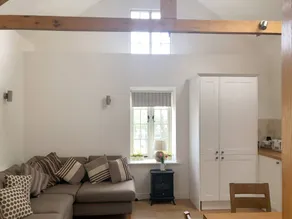 Child-friendly cottage with barbeque & garden - Image 2