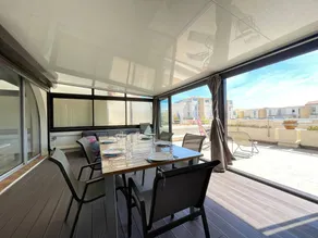 Modern apartment, 2-room cabin, terrace and veranda, near beach, private parking - Image 3