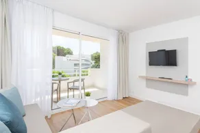 Family-friendly flat with terrace | Next to the beach - Image 5