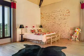 House with garden, private pool & terrace | Perfect for remote work - Image 4