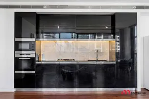 Appartamento con internet veloce e piscina privata | Vicino Darling Harbour - Image 5