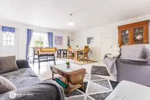 Gîte avec barbecue, terrasse et jardin - Image 2